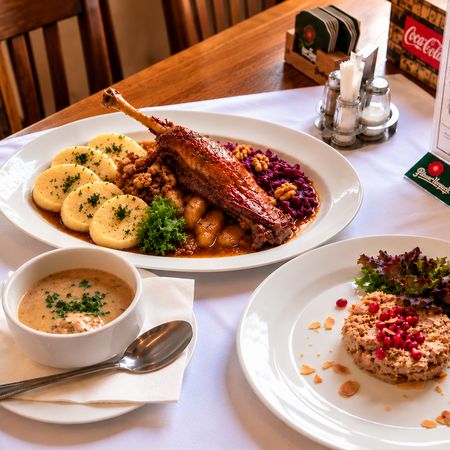 Sankt-Martins-Gans 2026 - Restaurant U Pinkasu in Prag